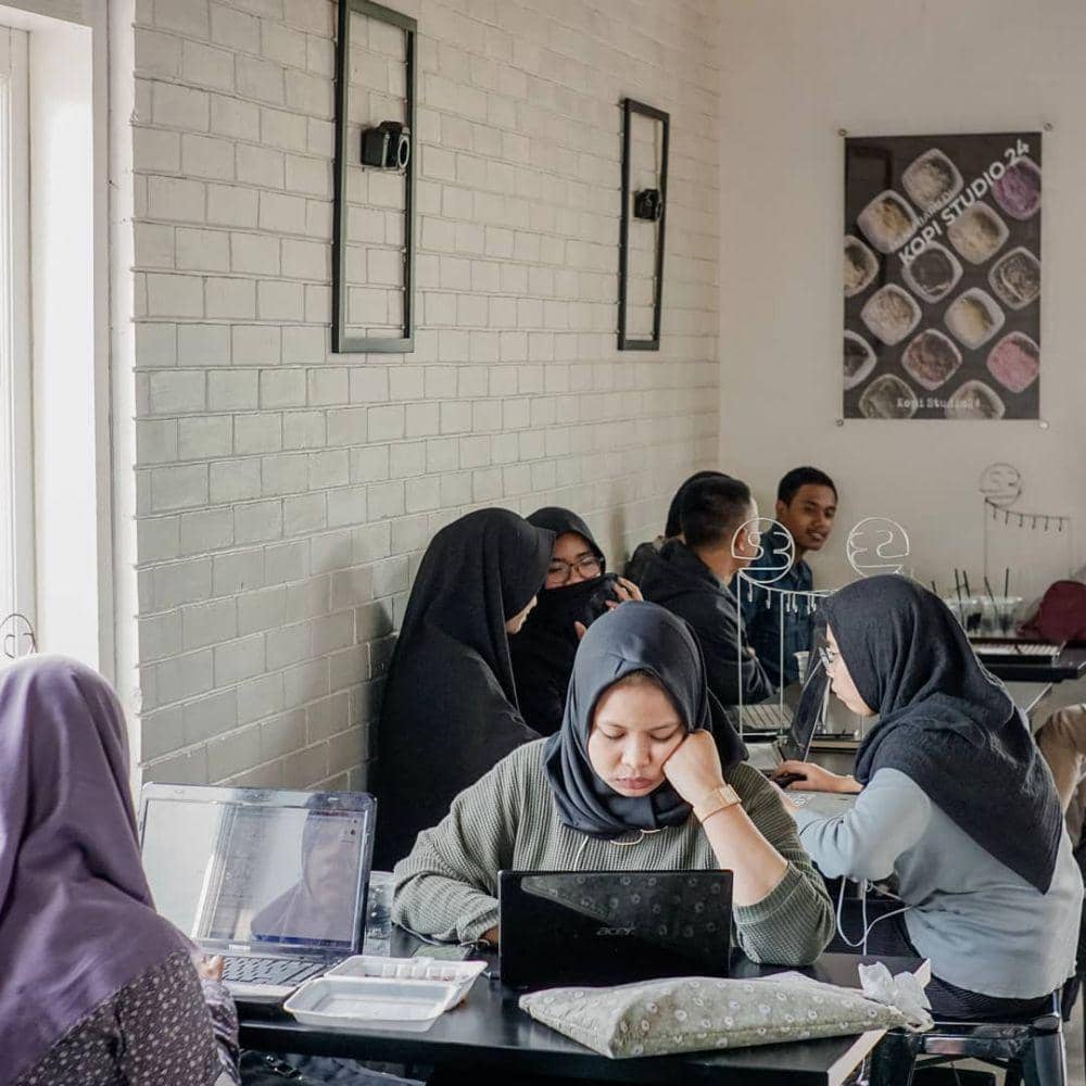 instagram.com/kopistudio24