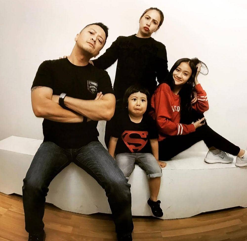 instagram.com/kangferrymaryadi