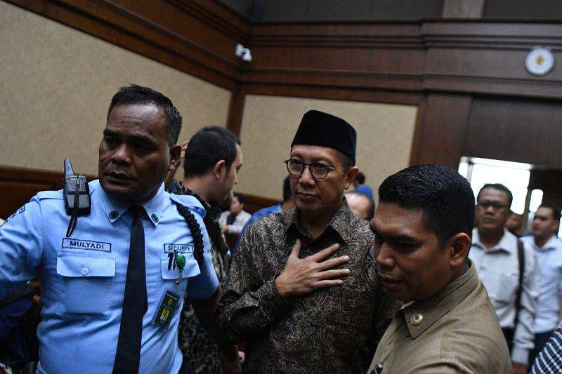 (Menteri Agama Lukman Hakim Saifuddin ketika bersaksi di ruang sidang) ANTARA FOTO/Sigid Kurniawan