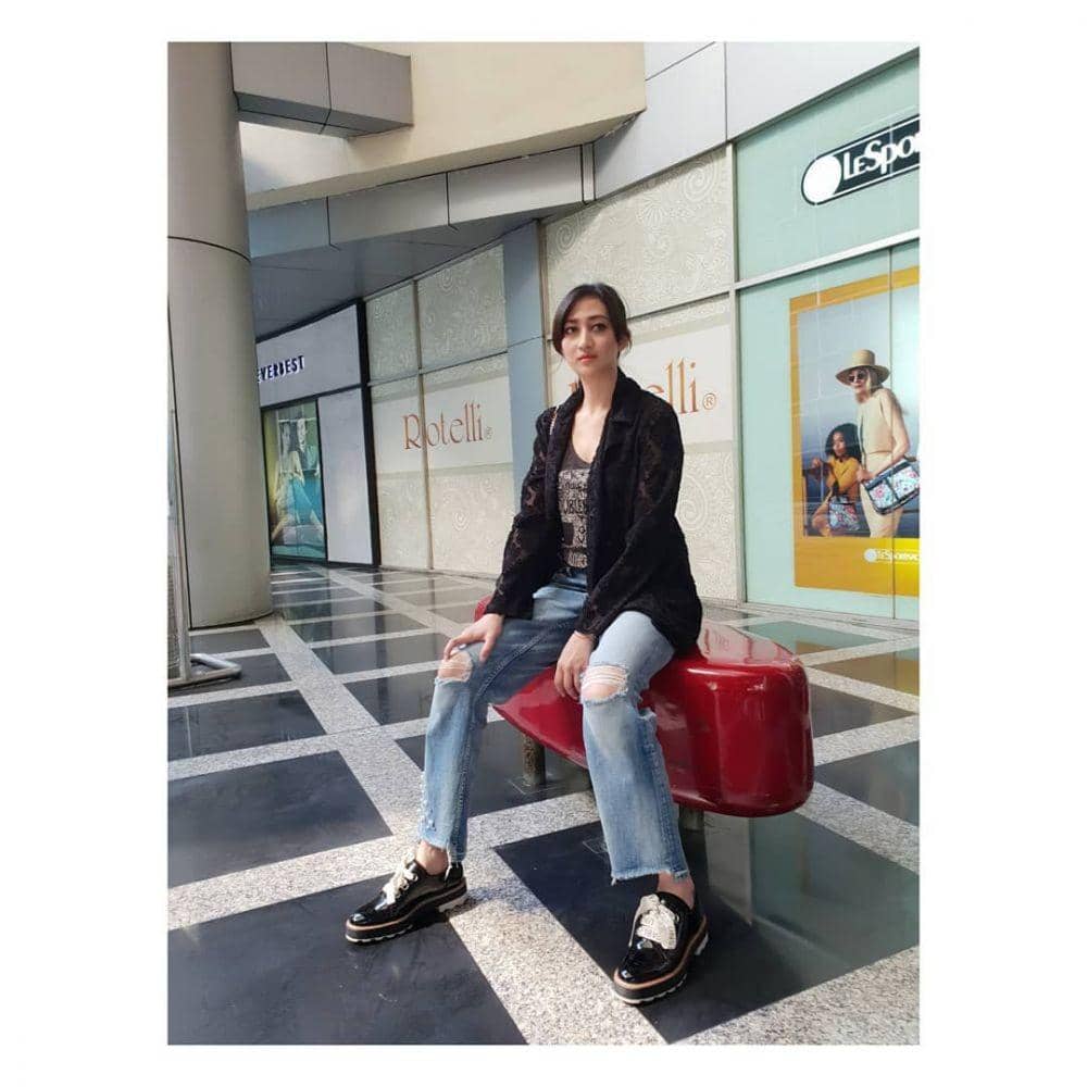 Instagram.com/akuhelmalia