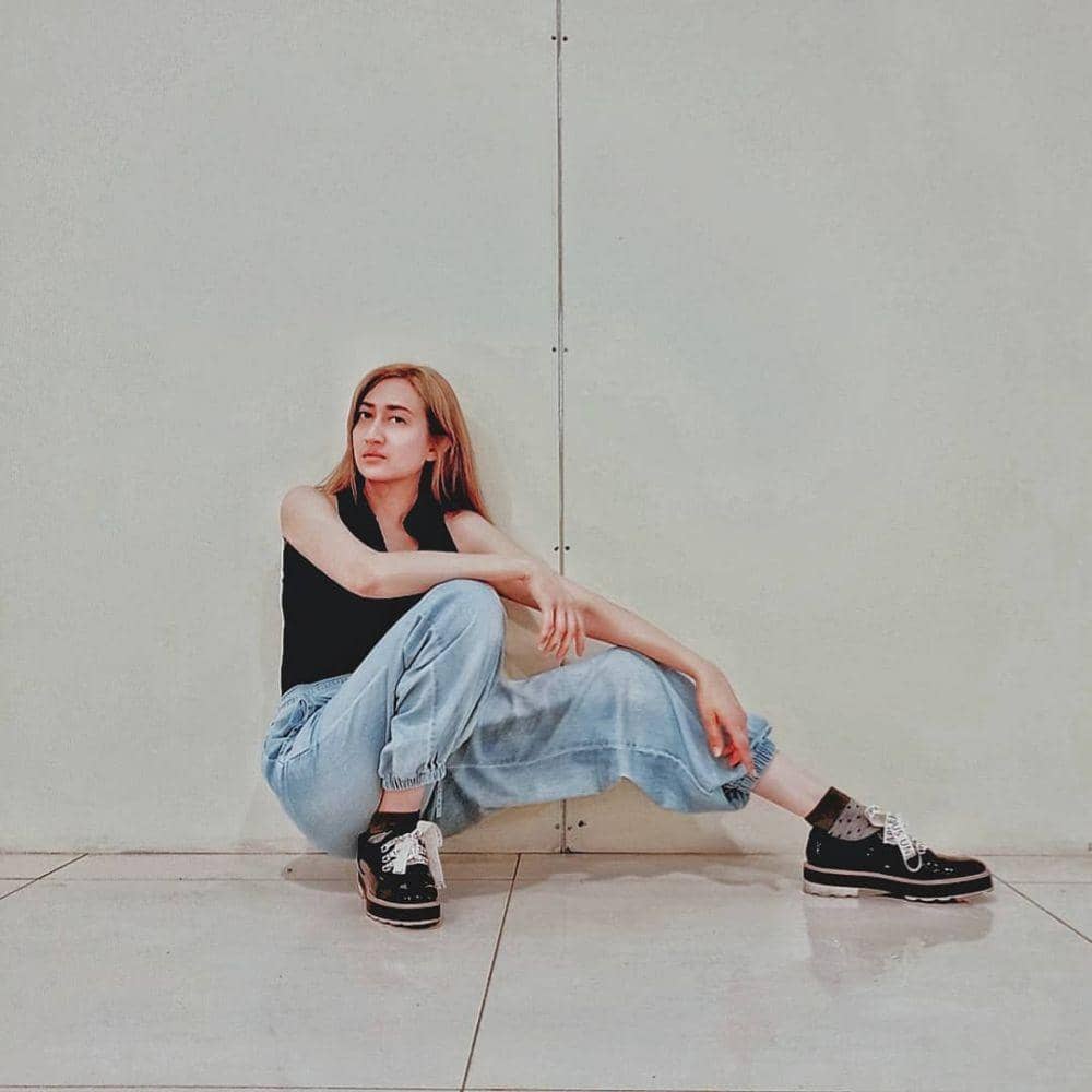 Instagram.com/akuhelmalia