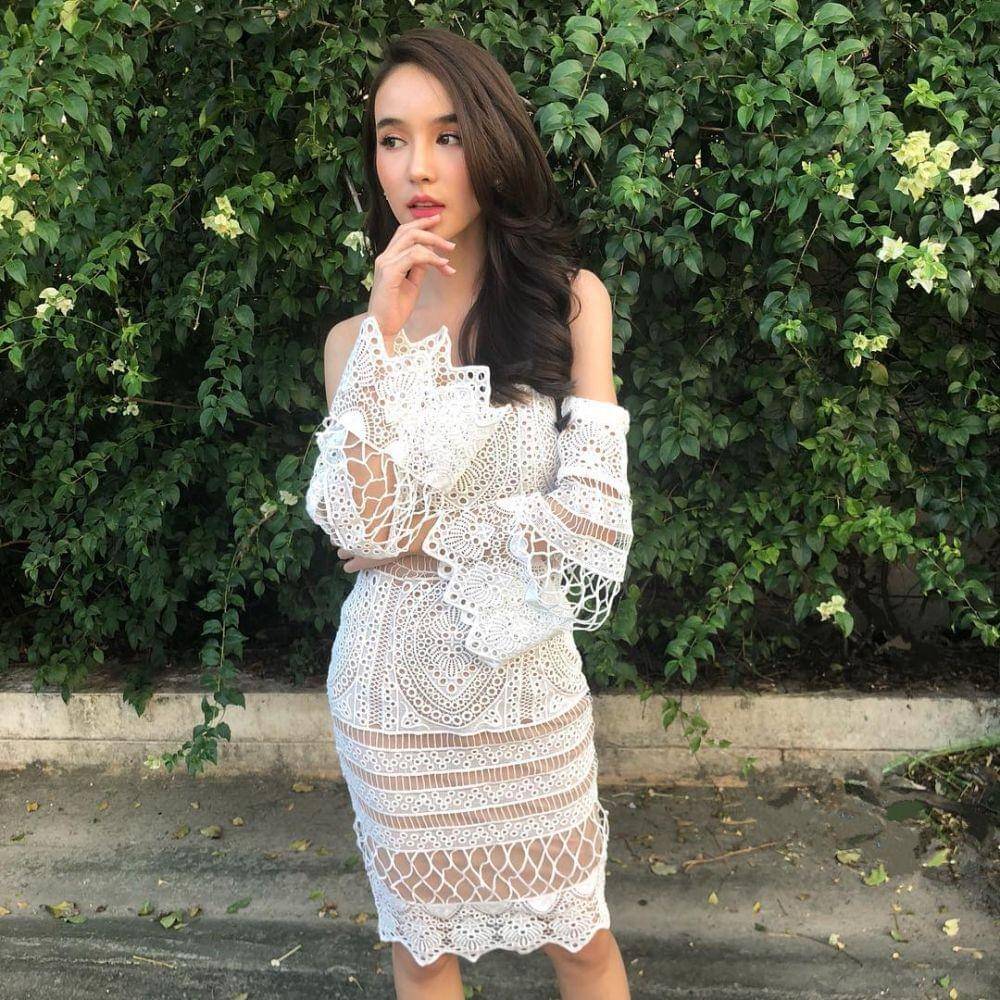 instagram.com/yoshirinrada