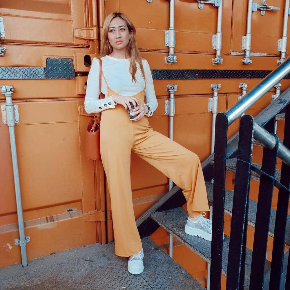 Instagram.com/akuhelmalia