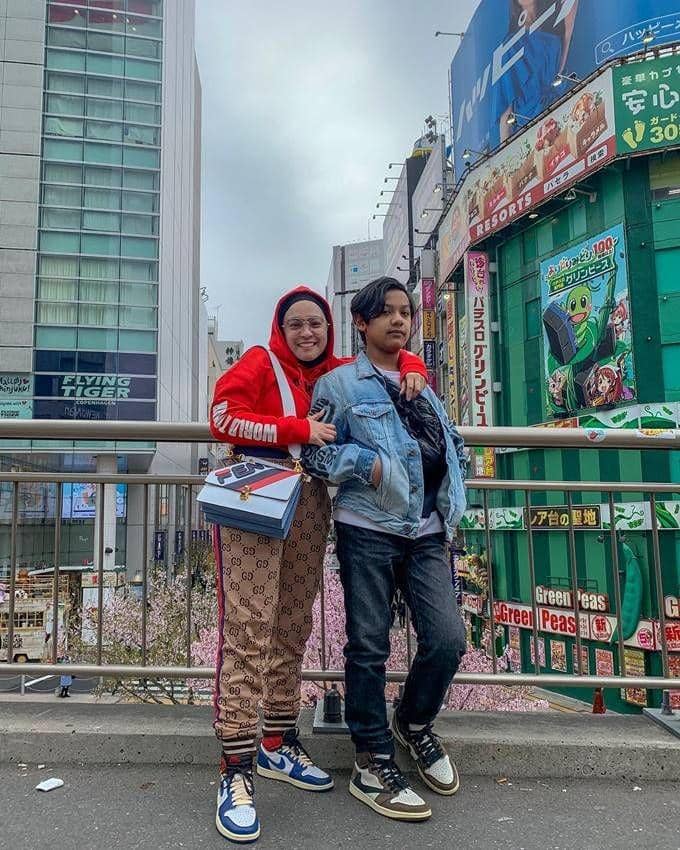 instagram.com/astridkuya/