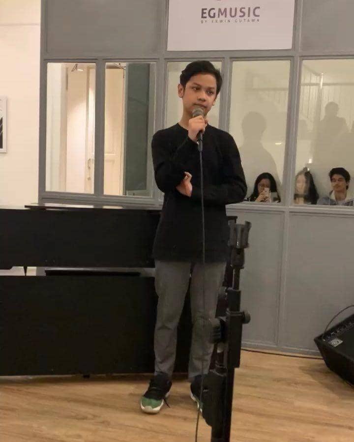 instagram.com/astrid_kuya/