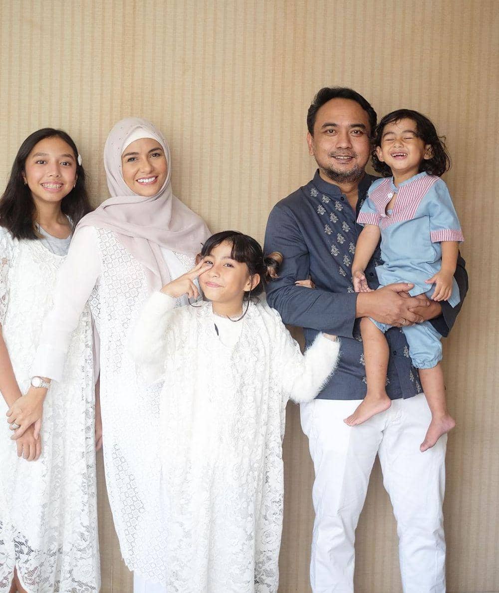 Instagram.com/meisya__siregar