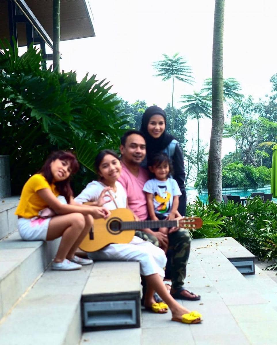 Instagram.com/meisya__siregar