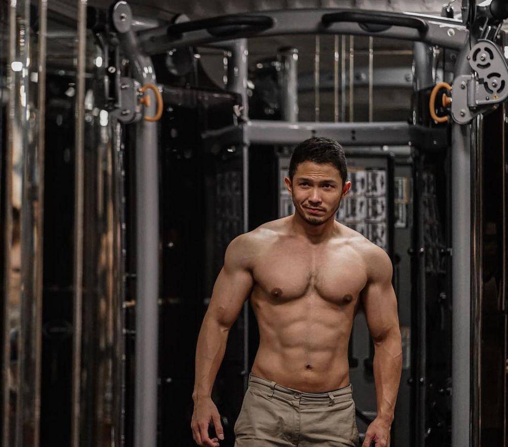 instagram.com/nikki_fz