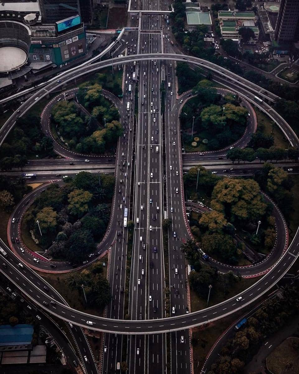 Instagram.com/yuriparinduri