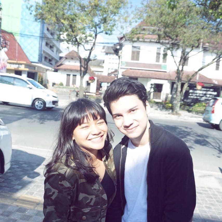 Instagram.com/amelcarla