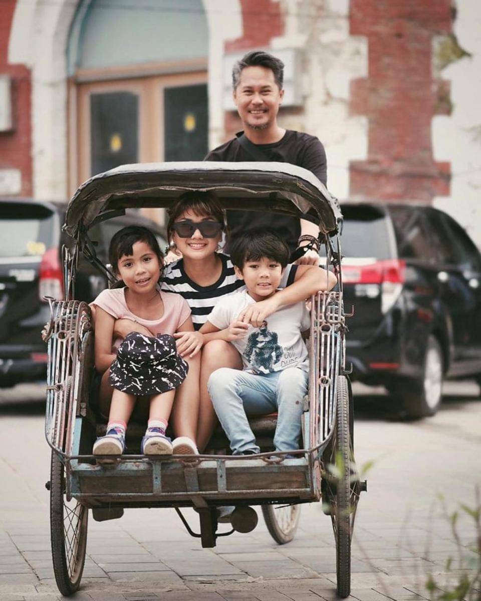 Instagram.com/nirinazubir_