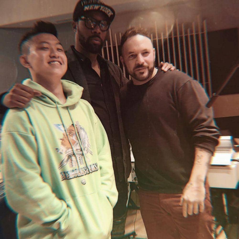 instagram.com/iambekon