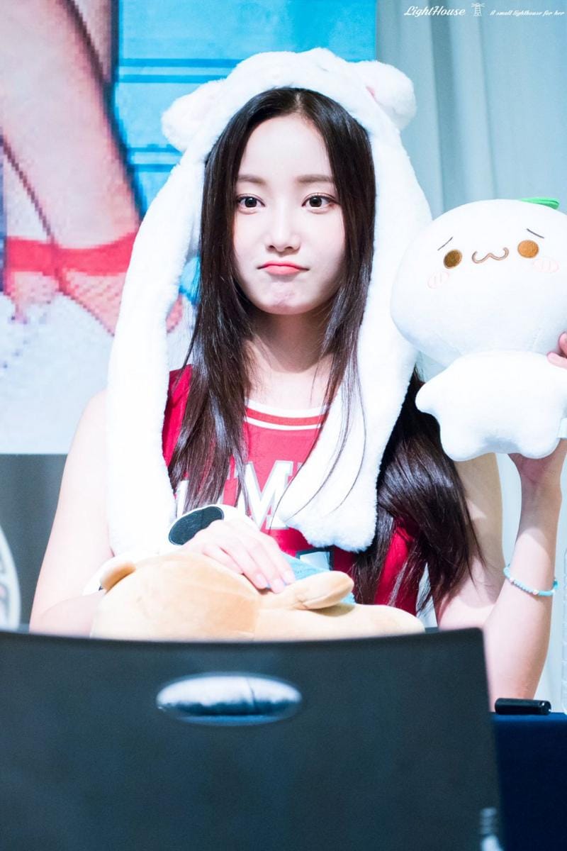 twitter.com/archivesyeonwoo