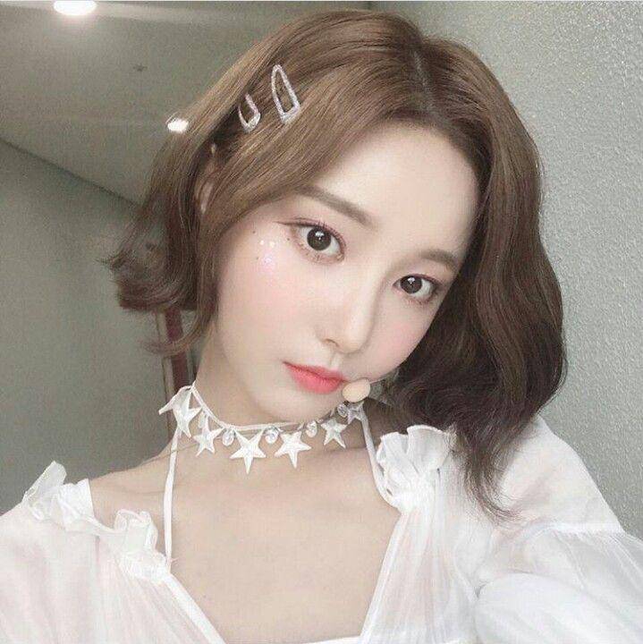 Instagram.com/momoland_official