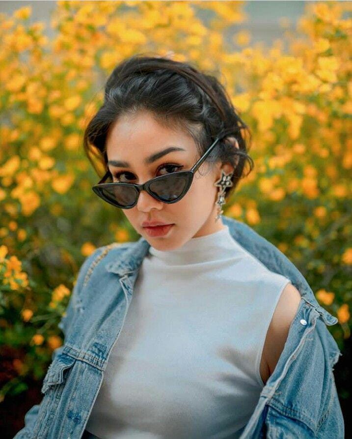 Instagram.com/vaneshaass