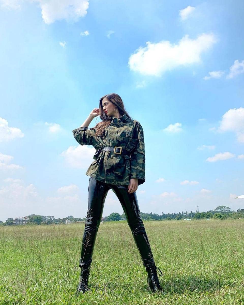 instagram.com/ramadhaniabakrie