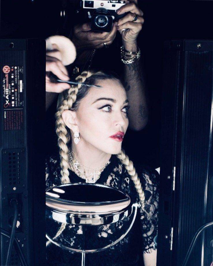 instagram.com/madonna