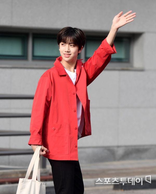 twitter.com/mnet101boys