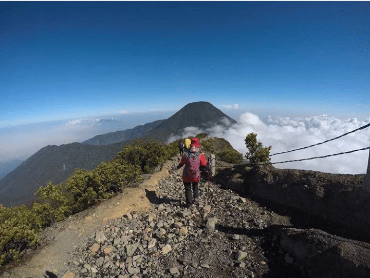 instagram.com/rasya_adventure