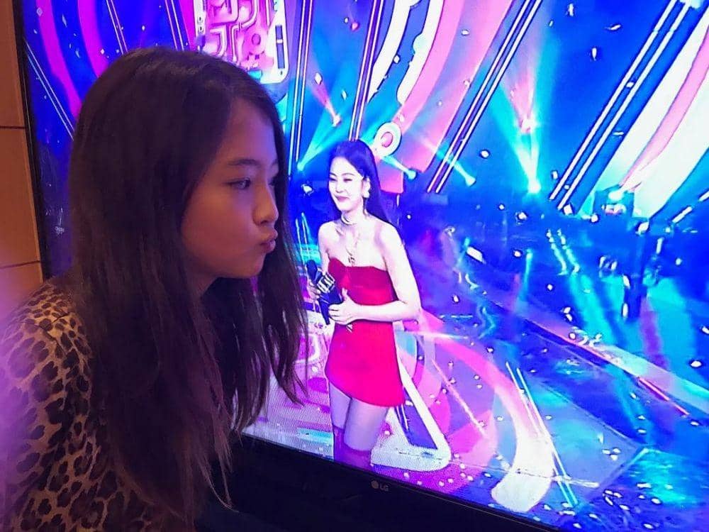 instagram.com/jennierubyjane