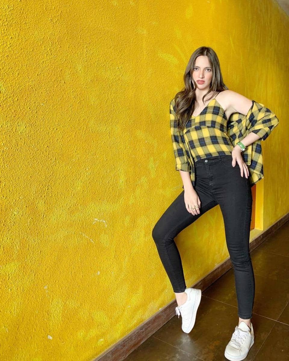 instagram.com/ramadhaniabakrie