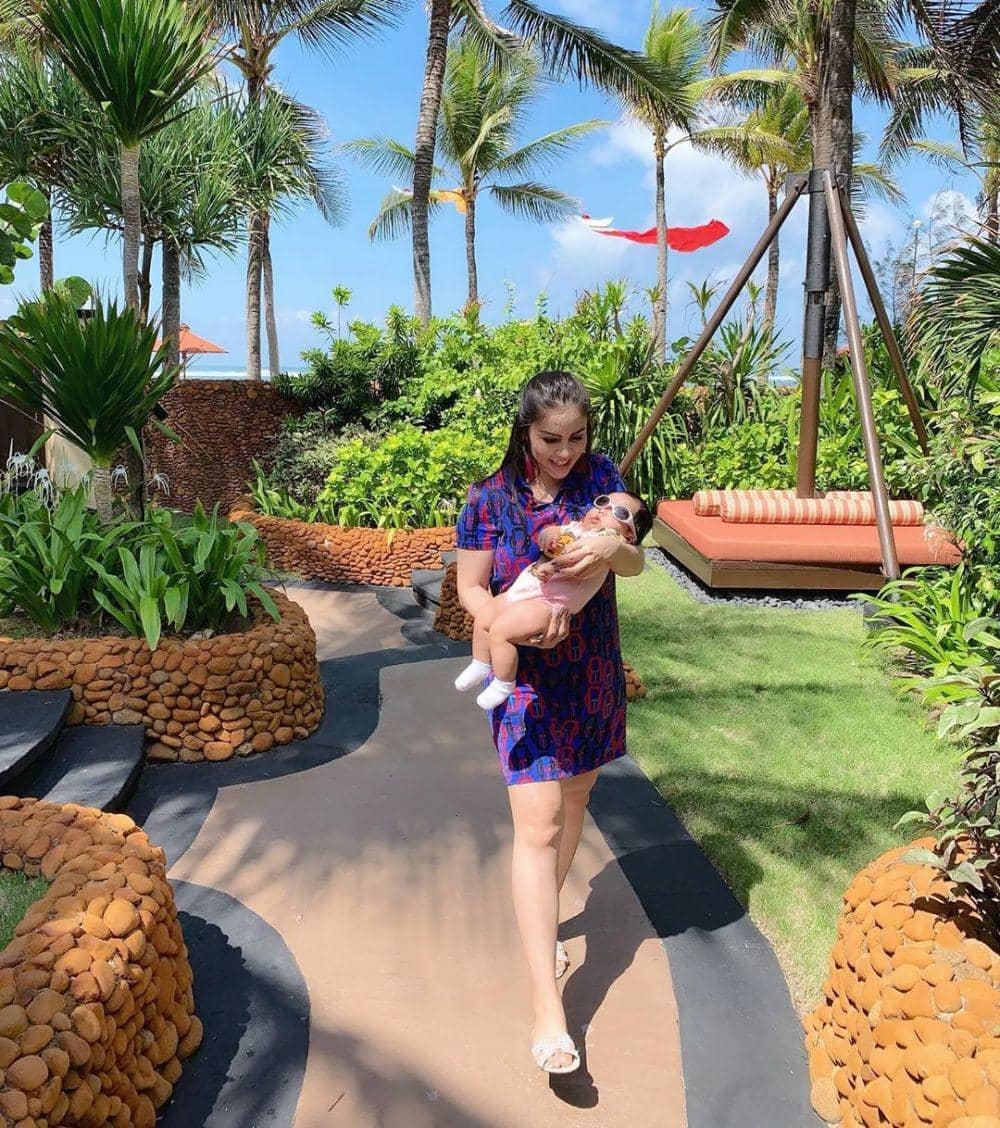 instagram.com/therealmomogeisha