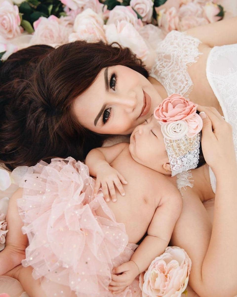 instagram.com/therealmomogeisha