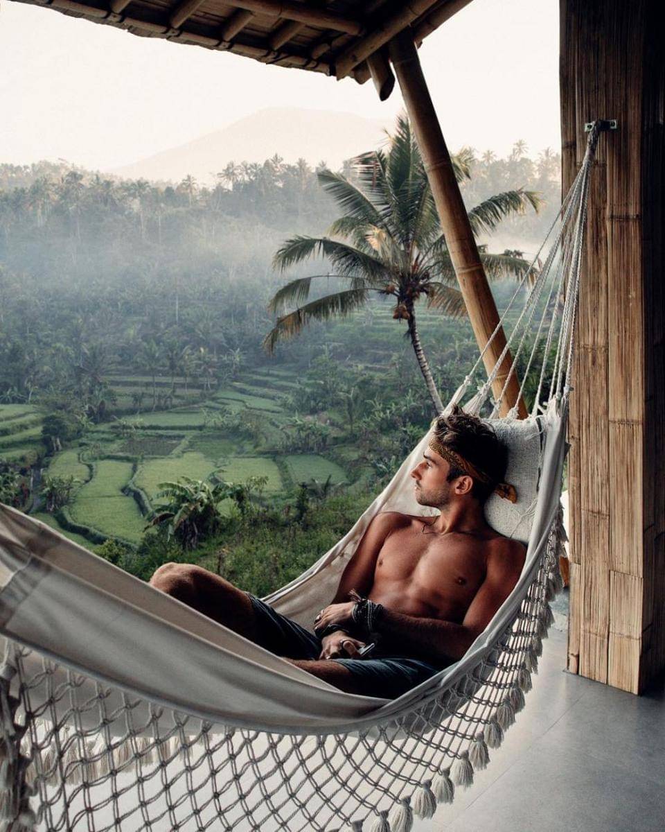 instagram.com/samkolder