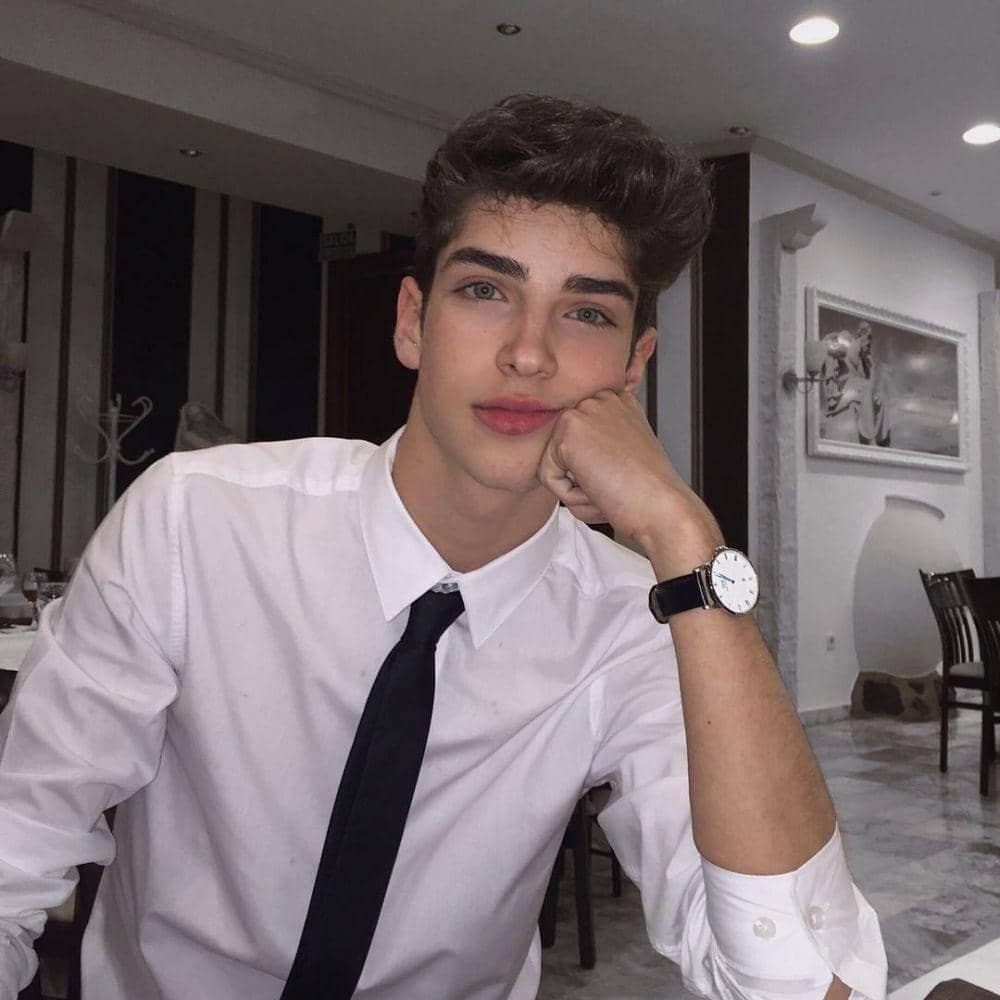 instagram.com/manurios