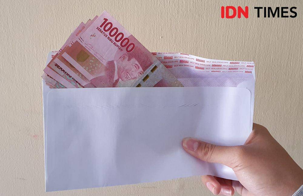 Ilustrasi Uang (IDN Times/Mela Hapsari)