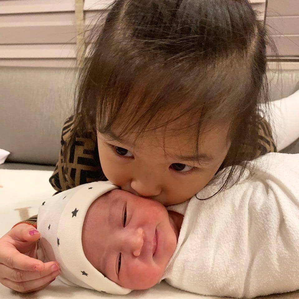 instagram.com/thaliaputrionsu