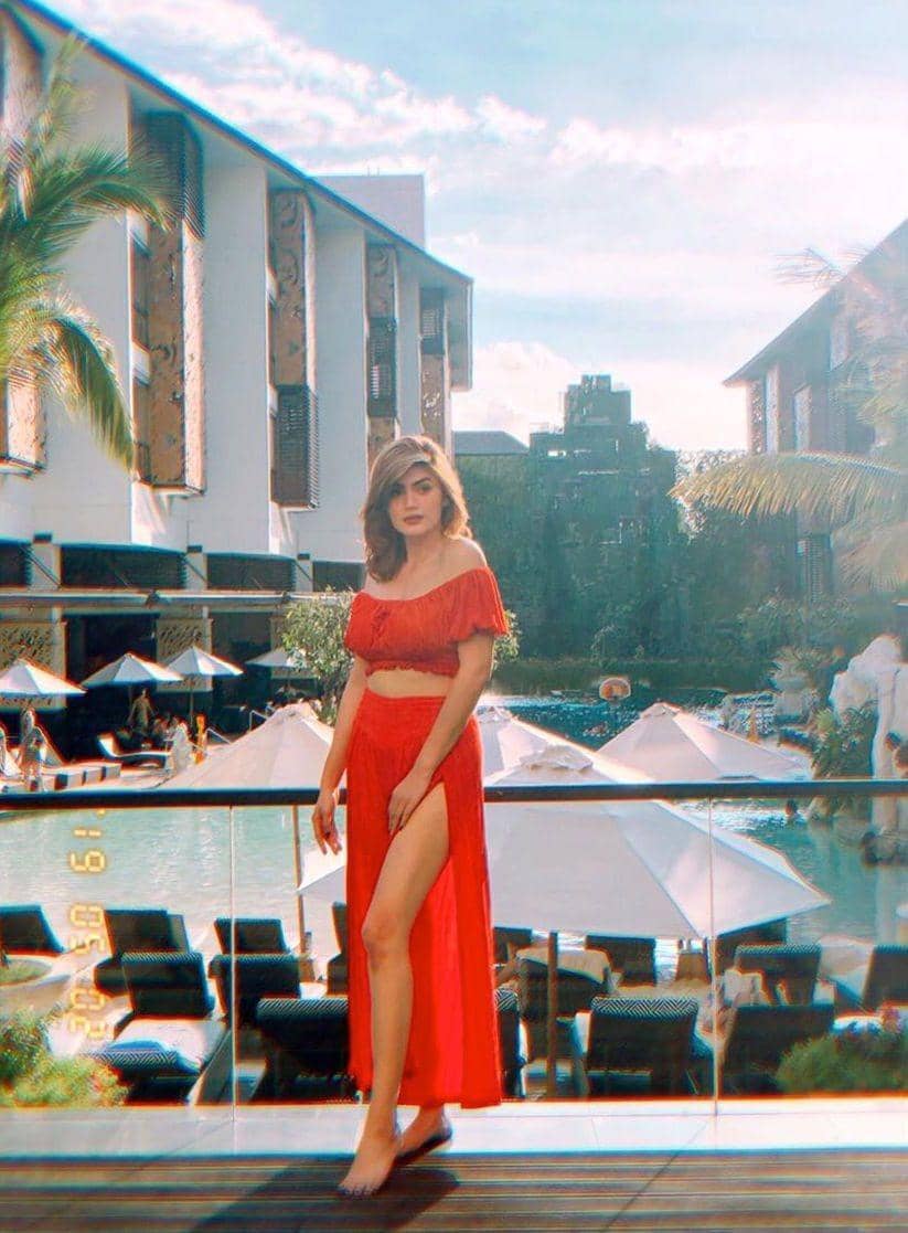 instagram.com/hvkhildavitriakhan