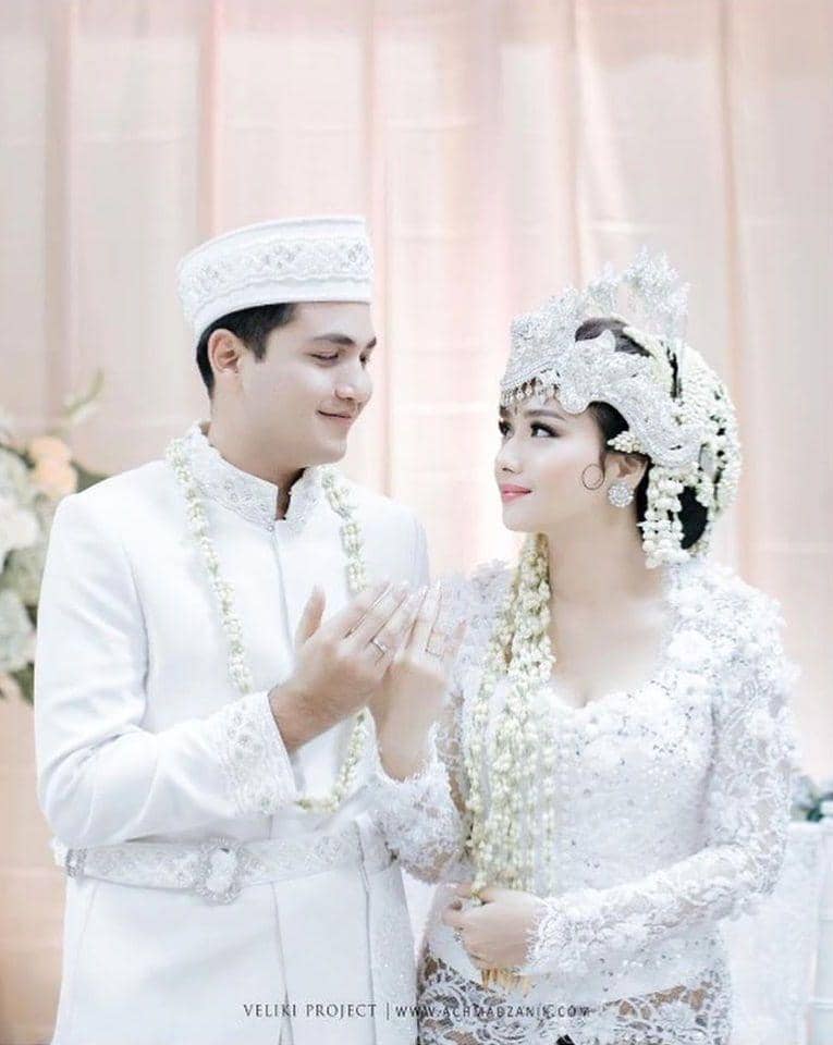 instagram.com/adzanabs