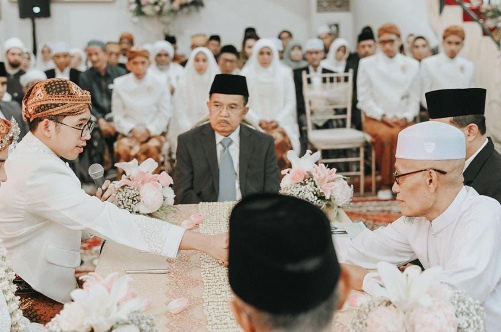 instagram.com/yoomrj