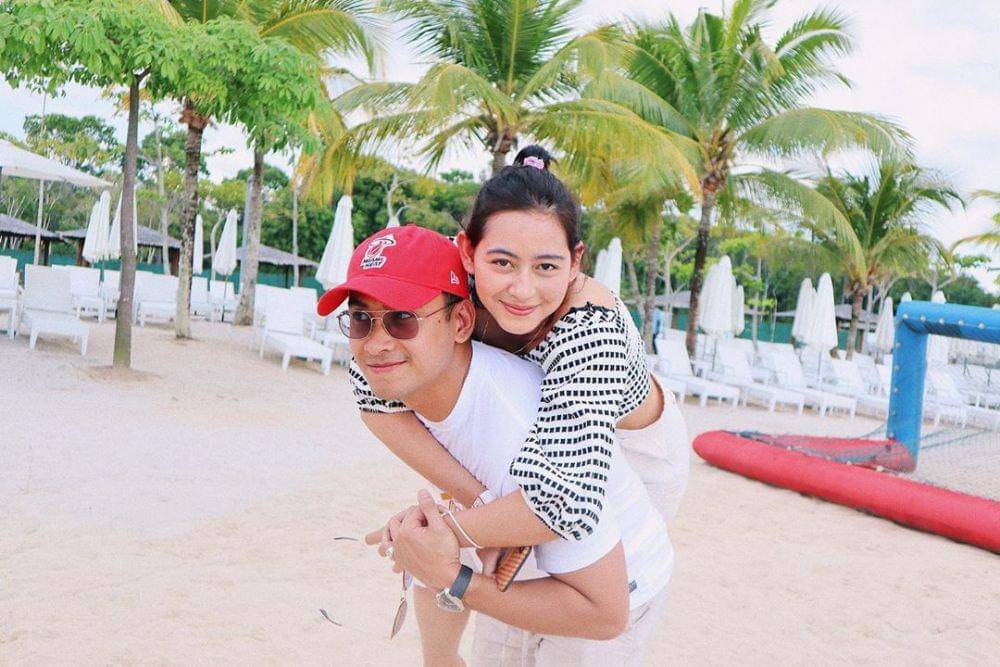 instagram.com/laura_theux