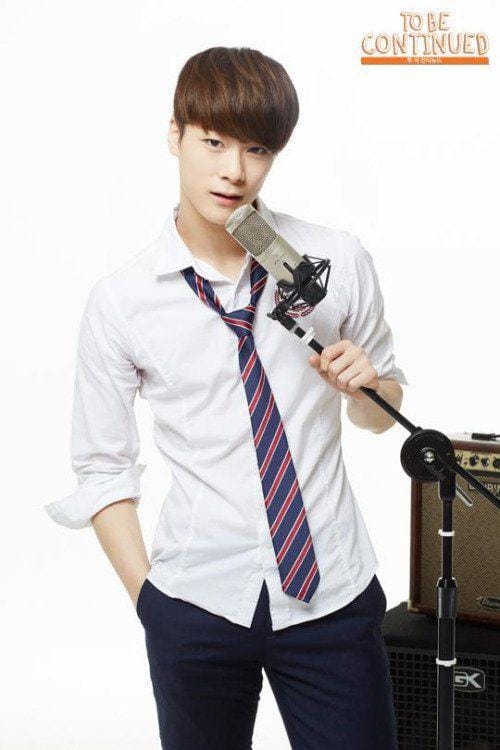 twitter.com/MissFarraAina