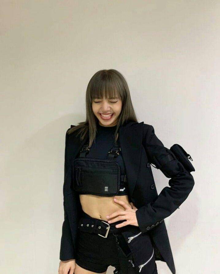 Instagram.com/lalalalisa_m