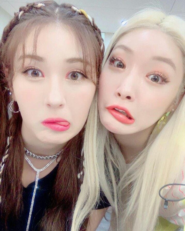 Instagram.com/chungha_official