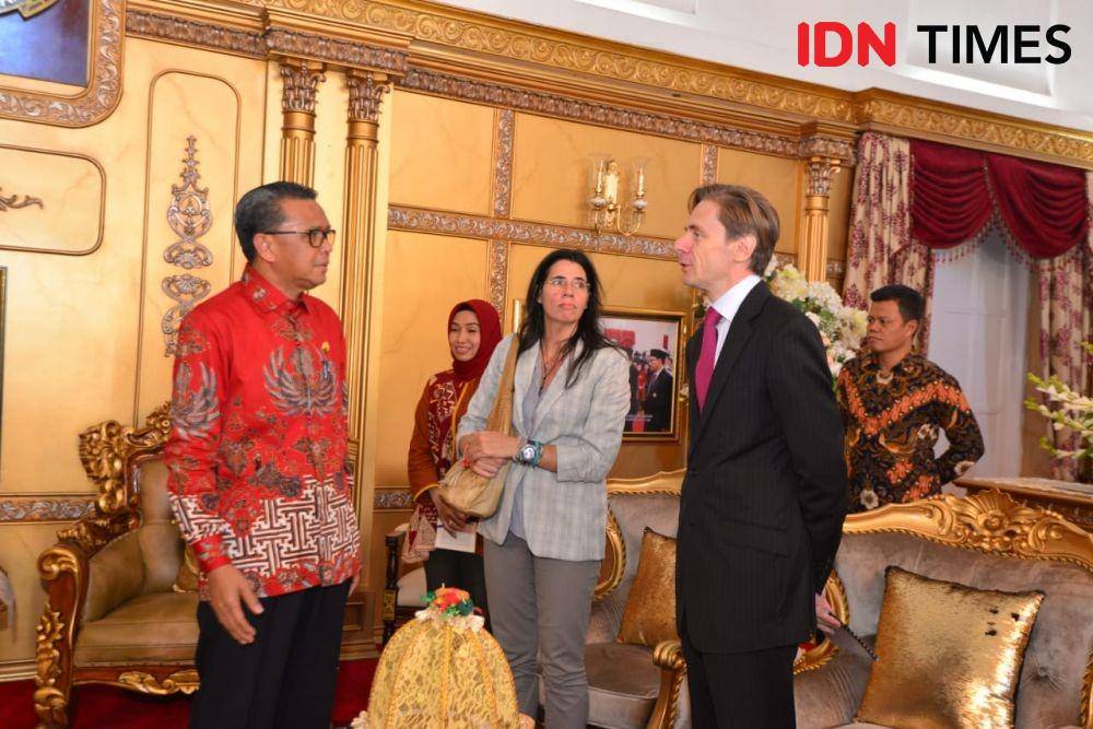 Istimewa