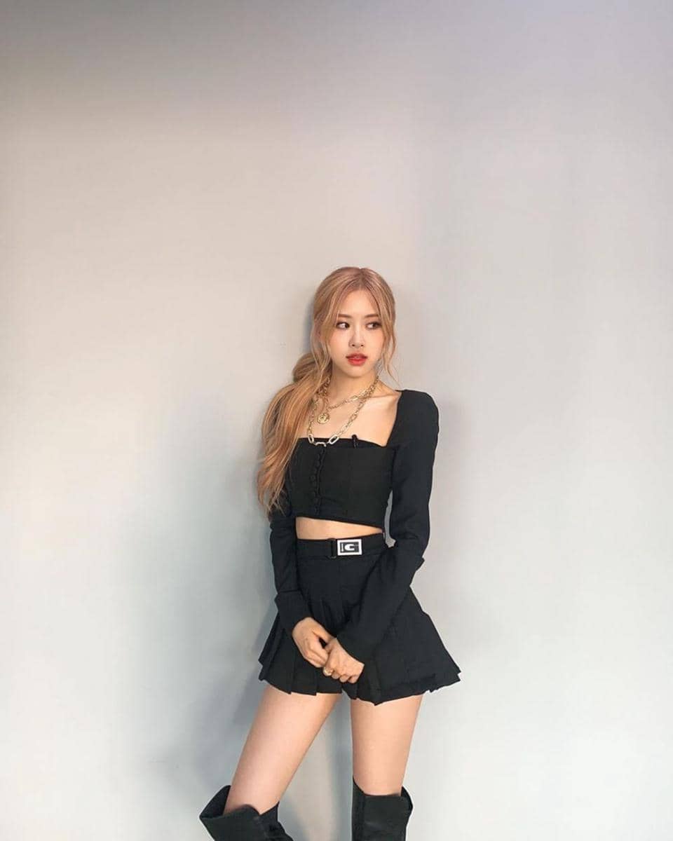 instagram.com/roses_are_rosie
