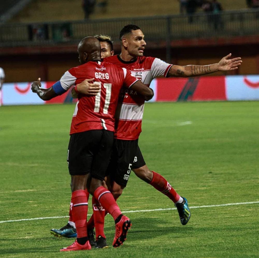 Instagram.com/maduraunited.fc