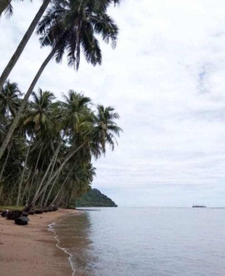 Instagram.com/mayasari_ade