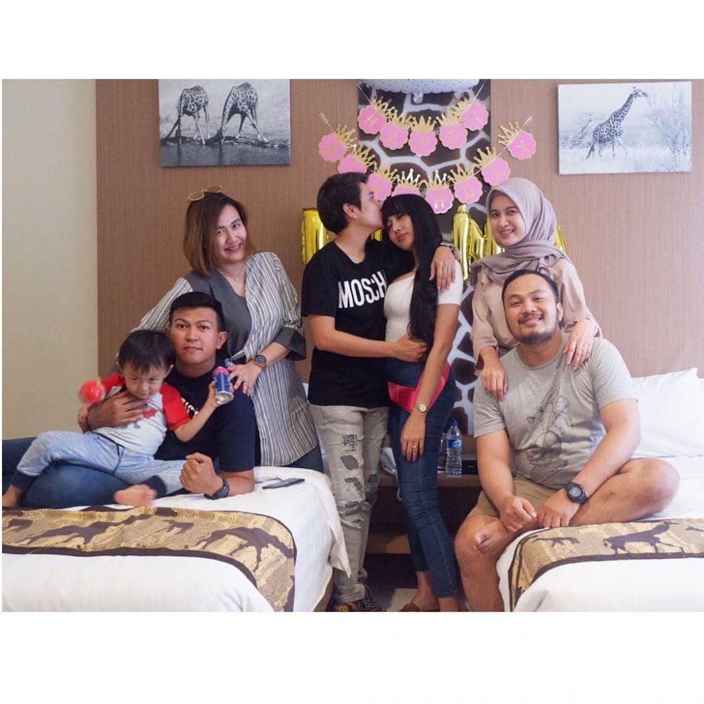 instagram.com/mitha.m.d.m