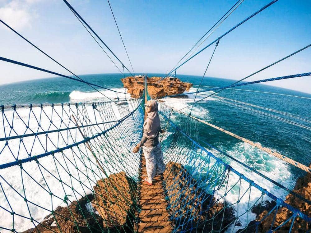 instagram.com/dienanshafyah