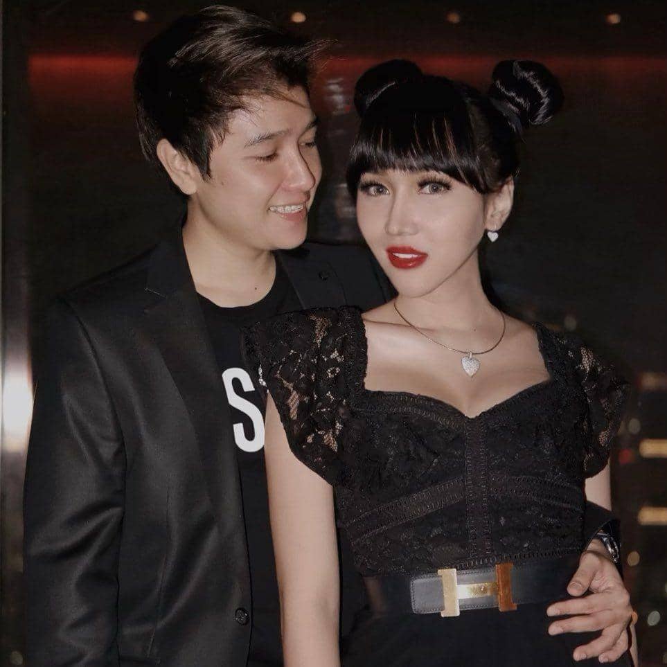 instagram.com/a13ash