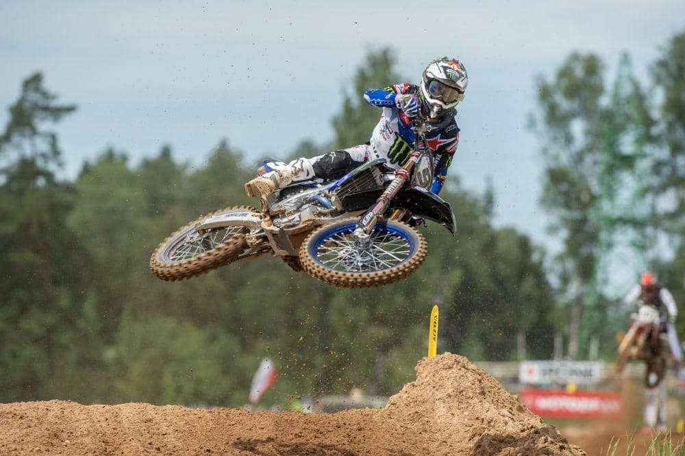 twitter.com/yamaharacingcom