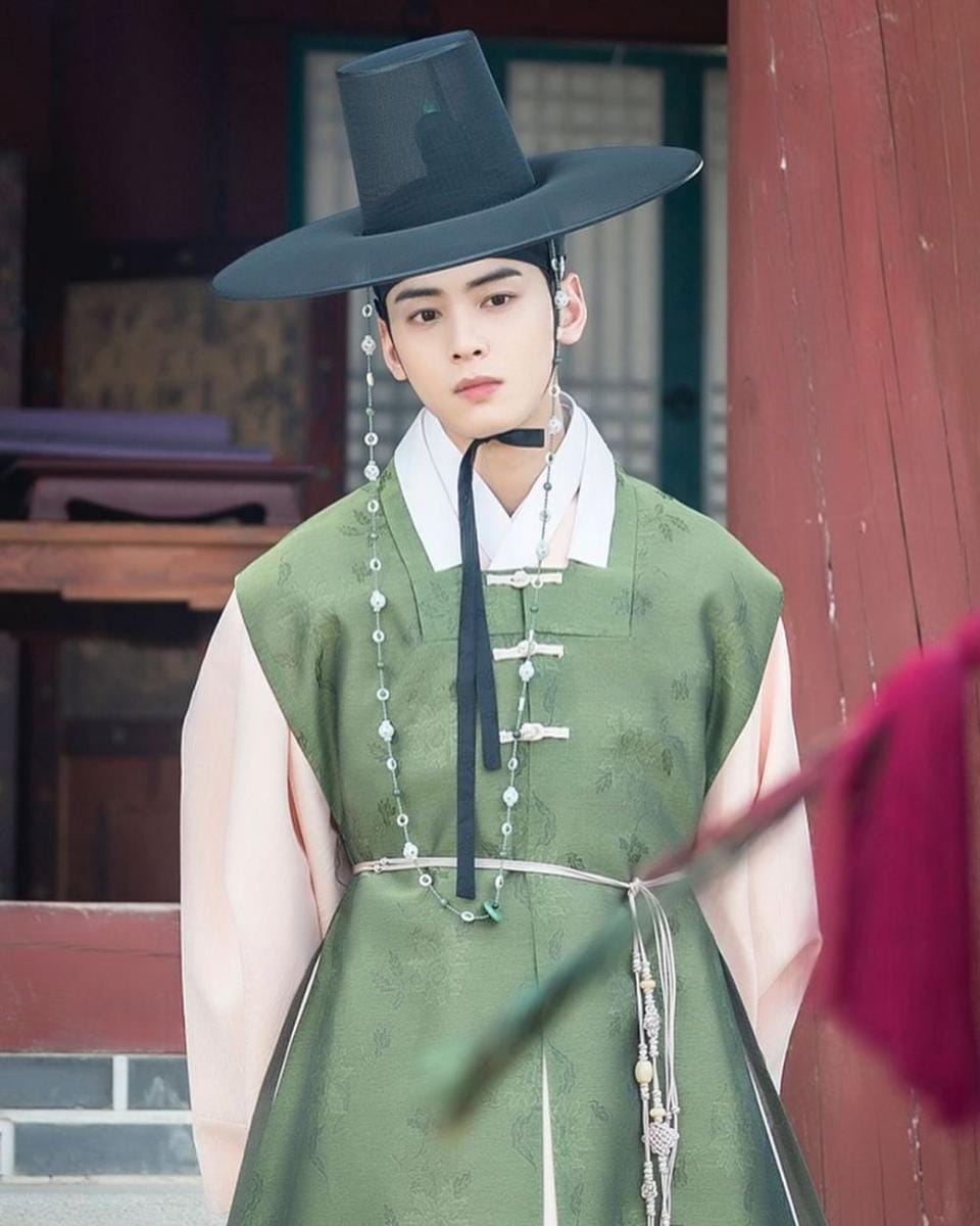 instagram.com/withmbc