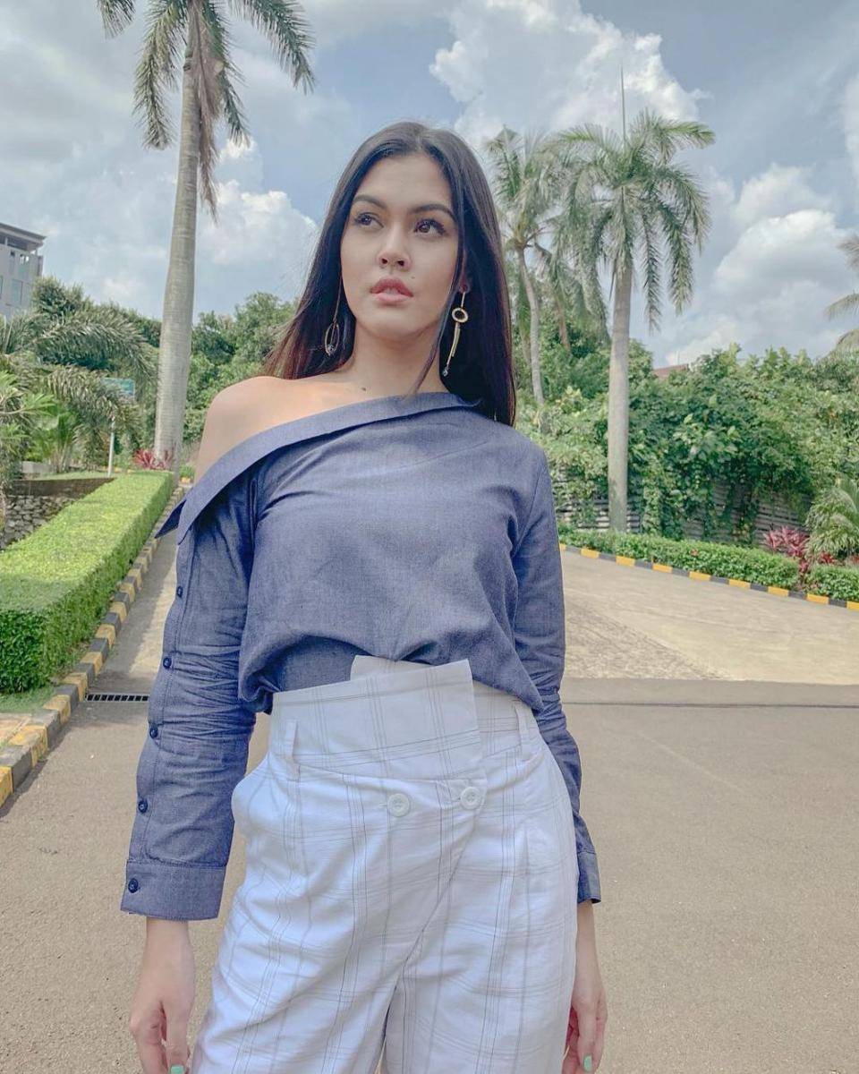 instagram/@rebeccatamara