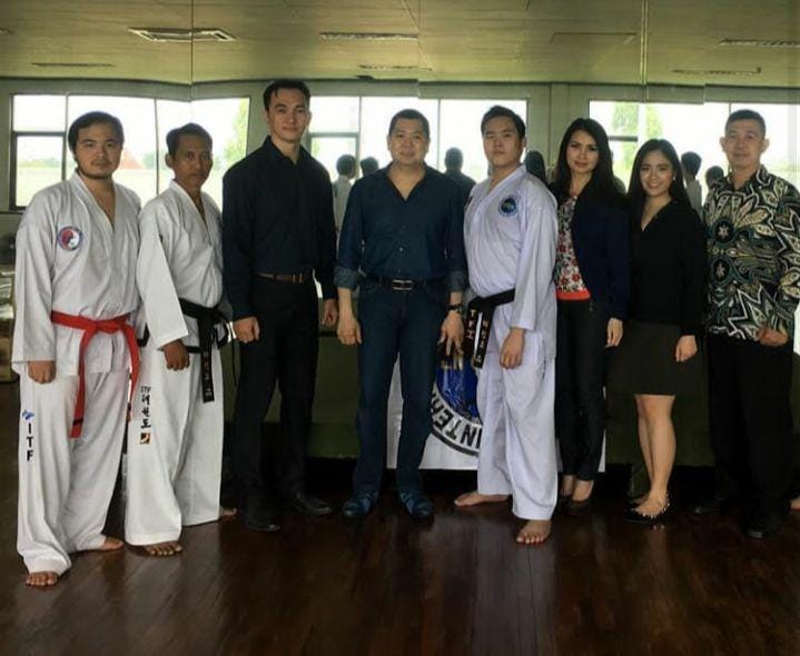 Instagram/liliana_tanoesoedibjo