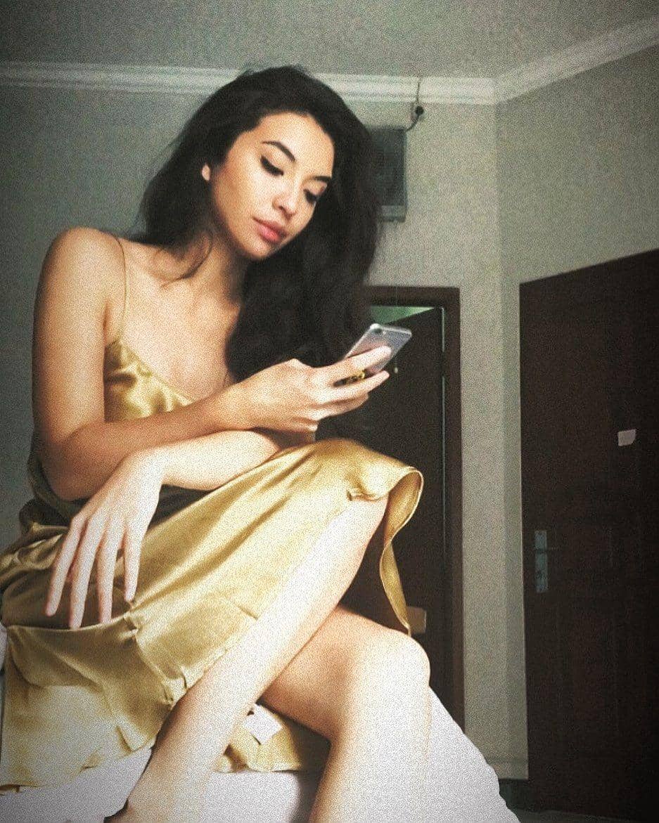 instagram.com/manodelia